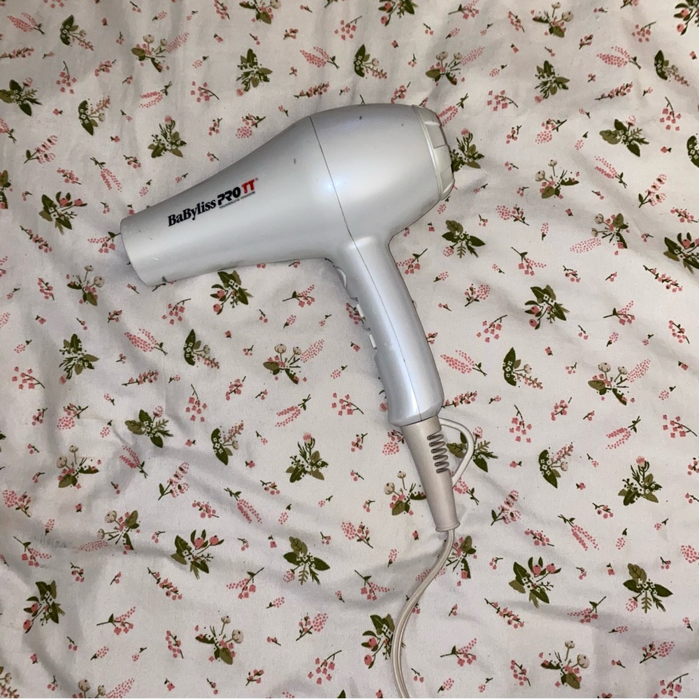 BaByliss PRO TT Hair Dryer - White